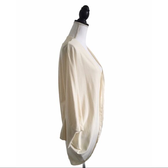 Layers by Lizden Wonderlush Cocoon Style Cardigan Ivory Size Extra Small/Small - Picture 4 of 4